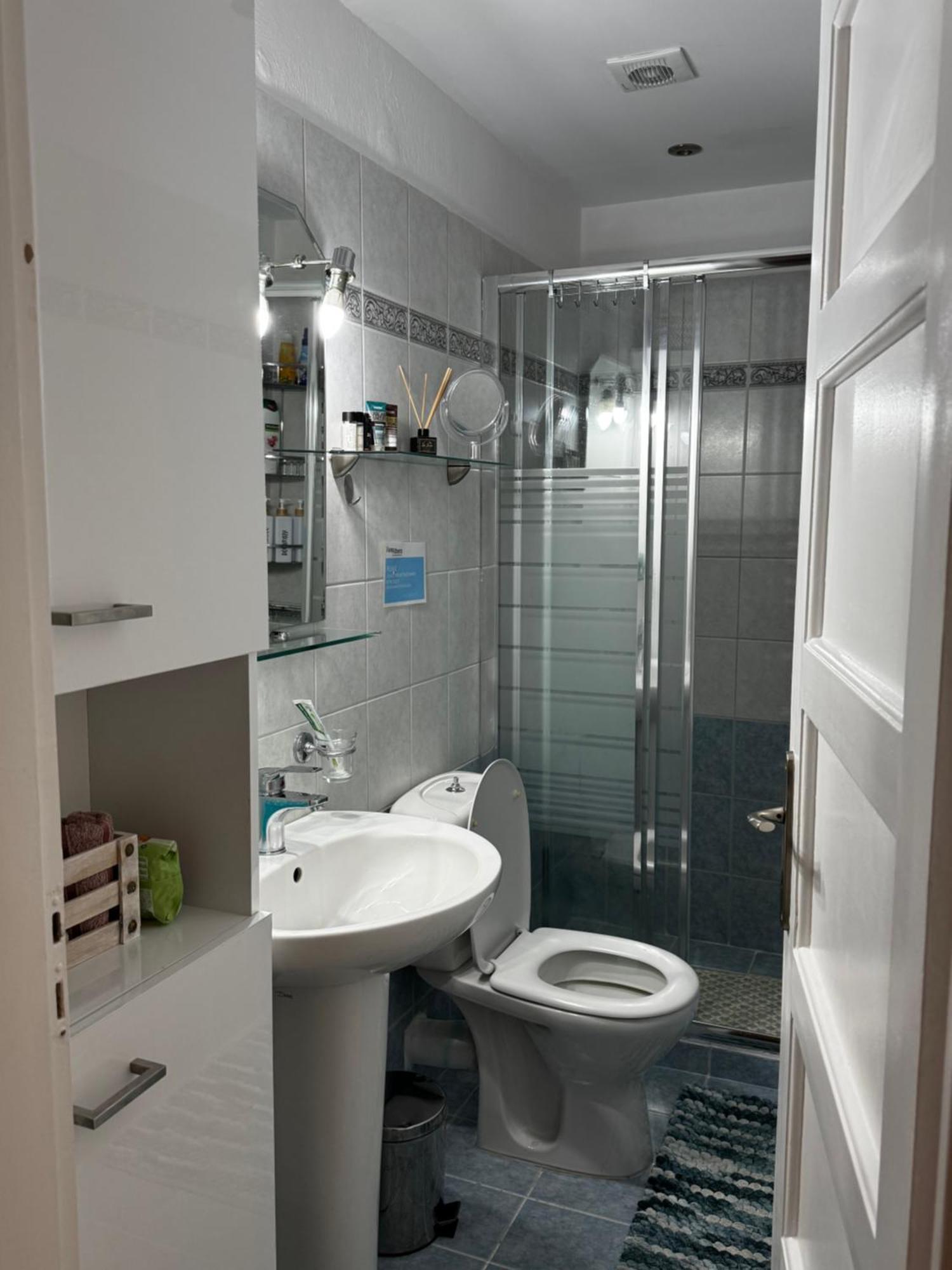 Hill View Apartment Near Acropolis เอเธนส์ ภายนอก รูปภาพ