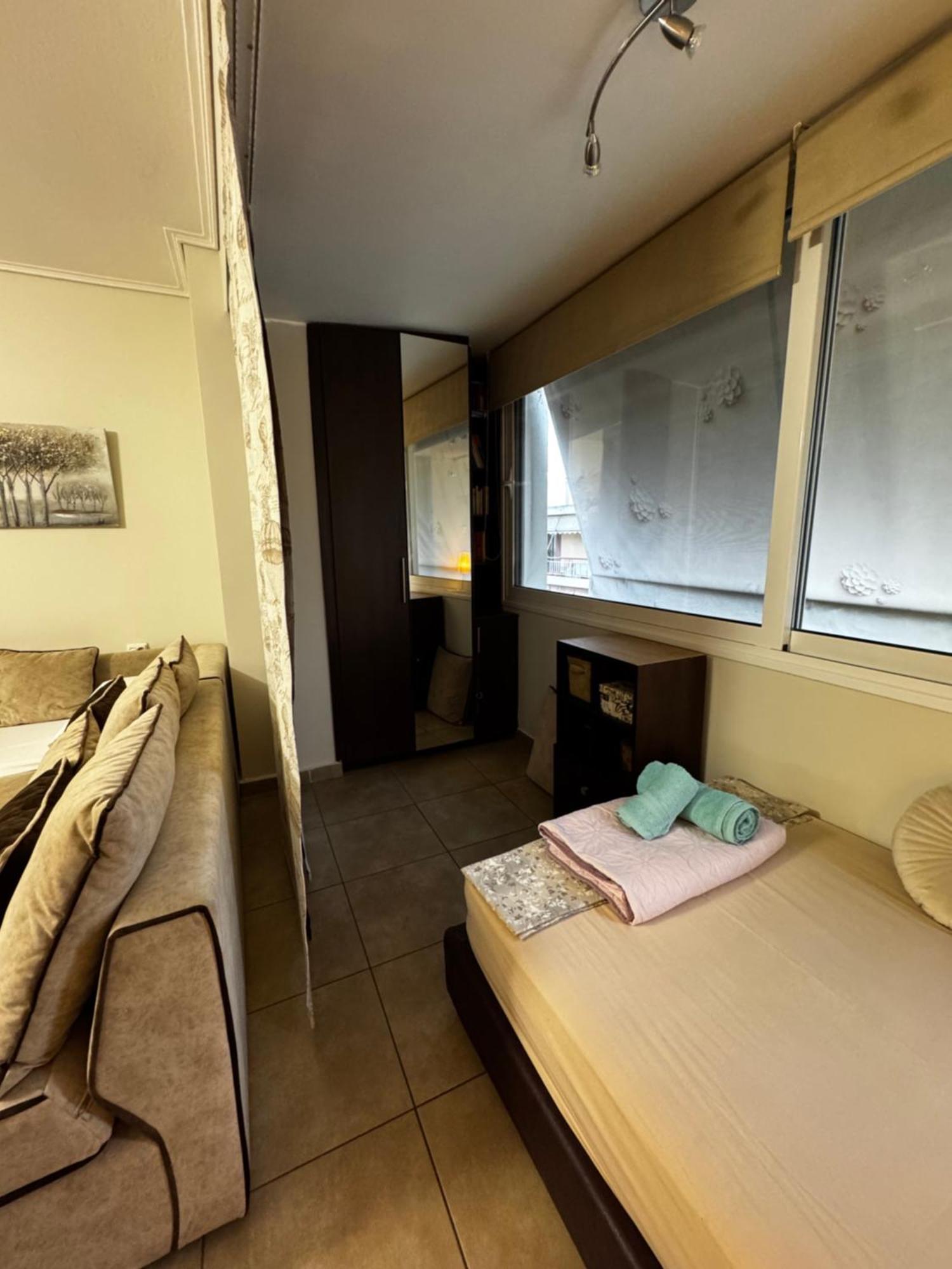 Hill View Apartment Near Acropolis เอเธนส์ ภายนอก รูปภาพ